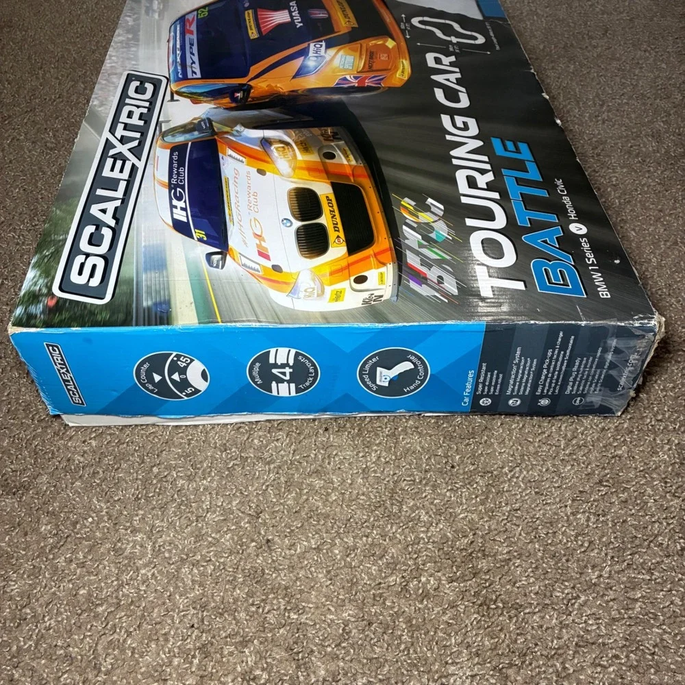 Scalextric Touring Car Battle Slot Car Set 1:32 BMW 1 Series Honda Civic Racing